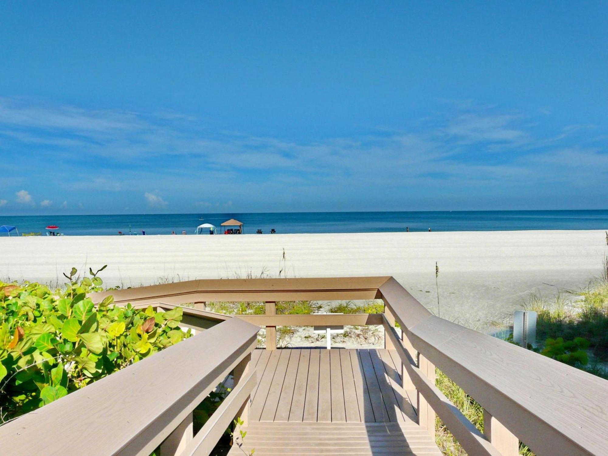 Beach Club 216 Marco Island Exterior foto